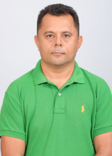 Foto oficial de Adonias Quineiro