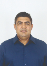 Foto oficial de Adriano Santos