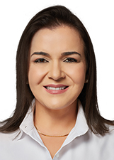Foto oficial de Adriane Lopes