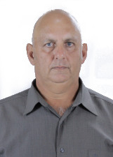 Foto oficial de Adriano Simões