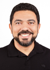 Foto oficial de Alceu