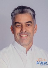 Foto oficial de Alber Enfermeiro