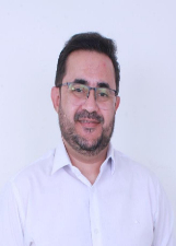Foto oficial de Adriano Brito