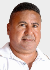 Foto oficial de Alcino