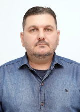 Foto oficial de Adriano Richter