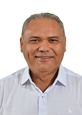 Foto oficial de Adriano Tchê Tchê Tchê