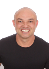 Foto oficial de Adriano Benedetti