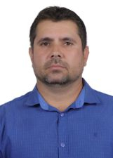 Foto oficial de Adriano do Ônibus da Saúde