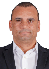 Foto oficial de Adriano Vitor