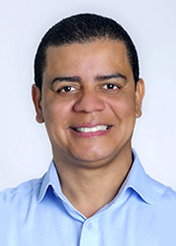 Foto oficial de Adriano Souza
