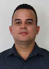 Foto oficial de Adriano Prado