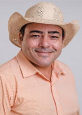 Foto oficial de Adriano Reis
