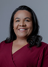 Foto oficial de Alana Ribeiro