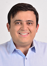 Foto oficial de Adriano Peixoto